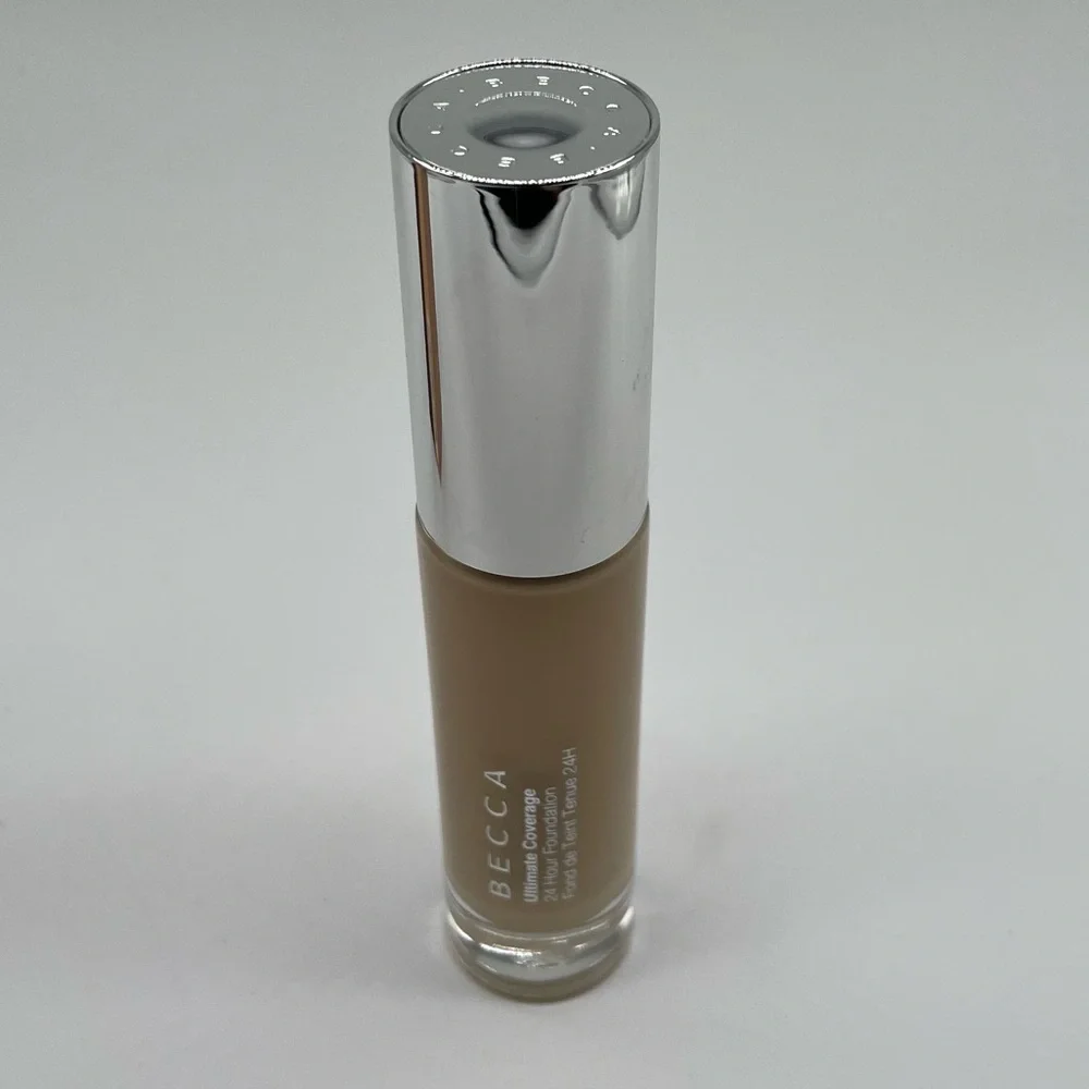 Becca Ultimate Coverage 24 Hour Long-wear Foundation Shell